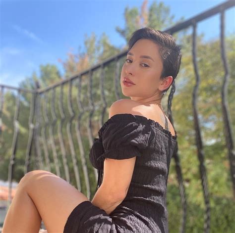 Veronica Perasso เป็นซุปเปอร์สตาร์ Instagram, นางแบบและโซเชียลมีเดียจากประเทศสหรัฐอเมริกา Perasso ก้าวขึ้นสู่ความโดดเด่นบนเว็บไซต์เครือข่าย ...
